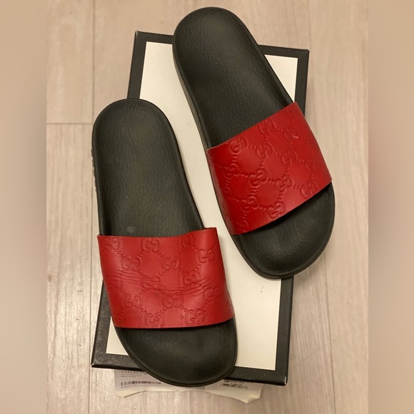 Gucci Women’s Slides - Picture 2 of 2